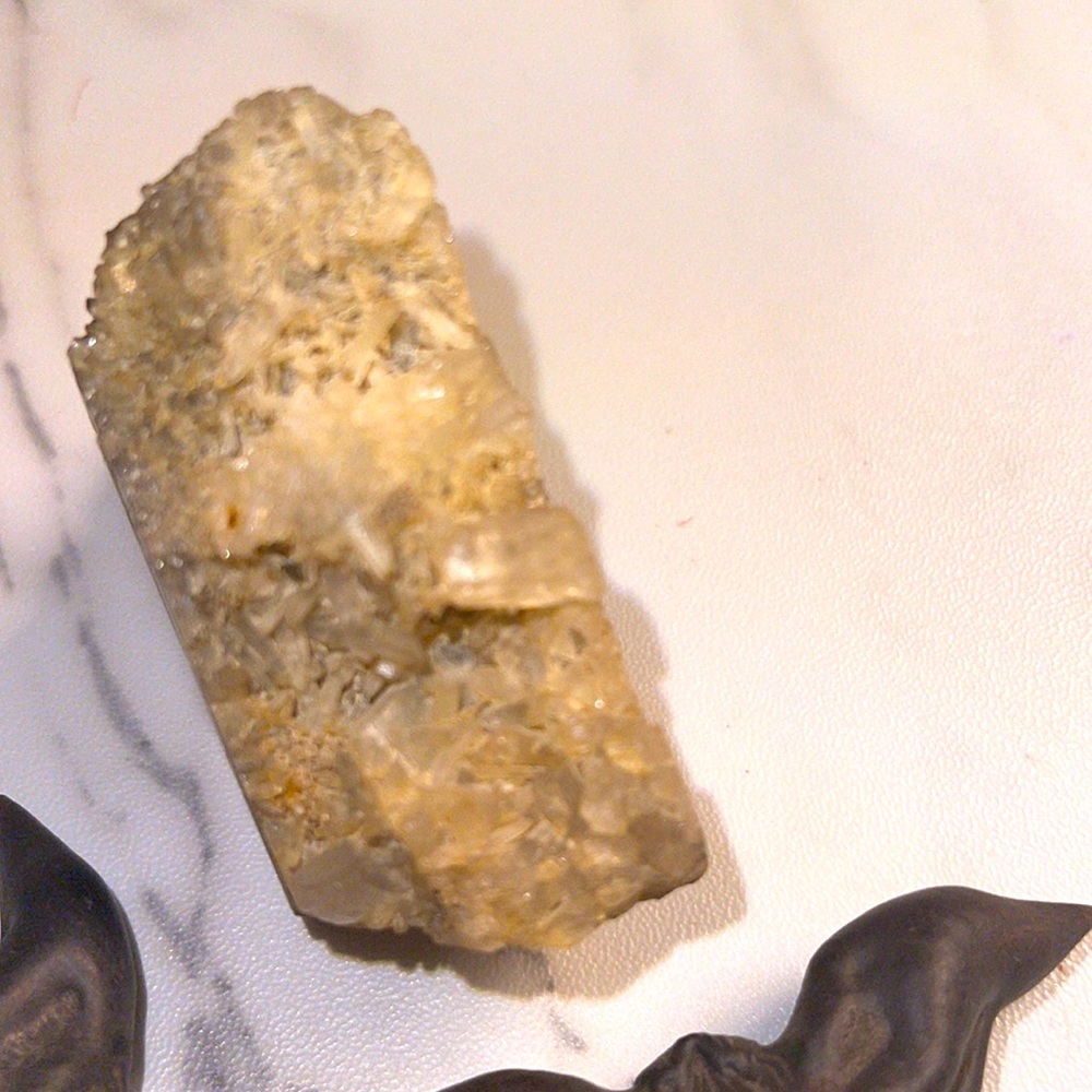 Quartz Skull Hand-Carved - Picture 7 of 9